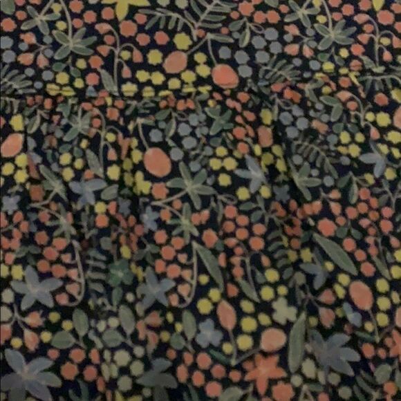 H & M dress   - Picture 2 of 4